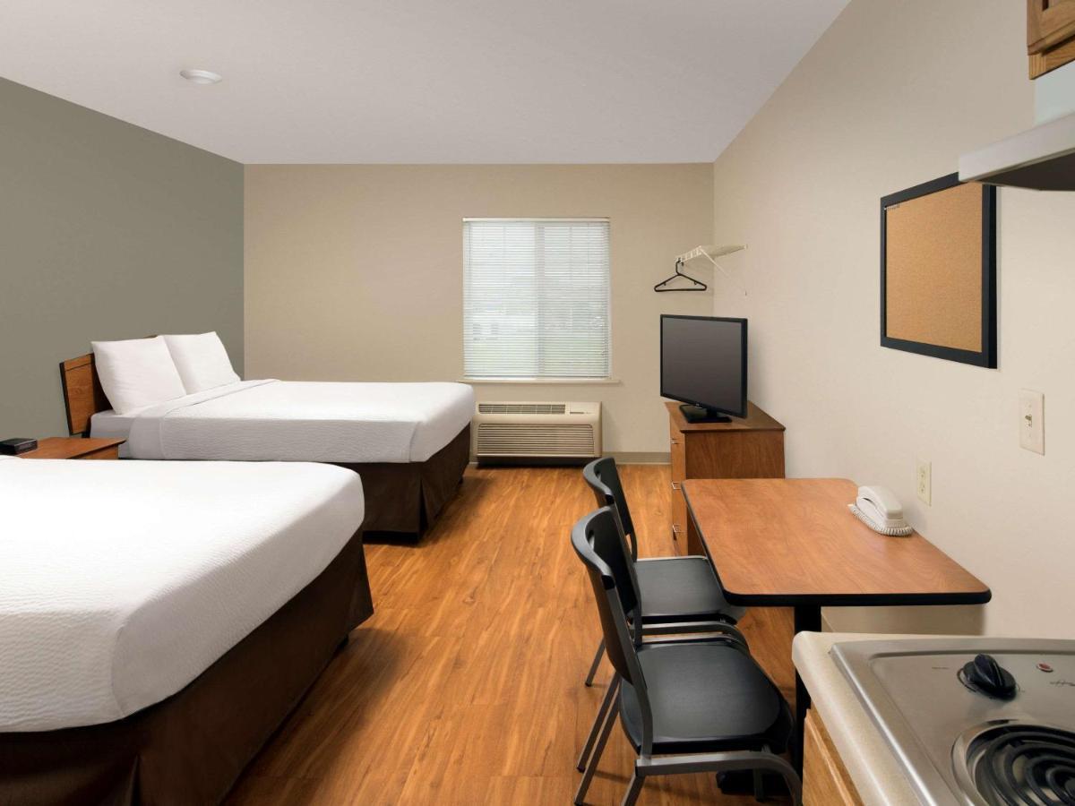 Woodspring Suites Louisville Clarksville Exterior photo