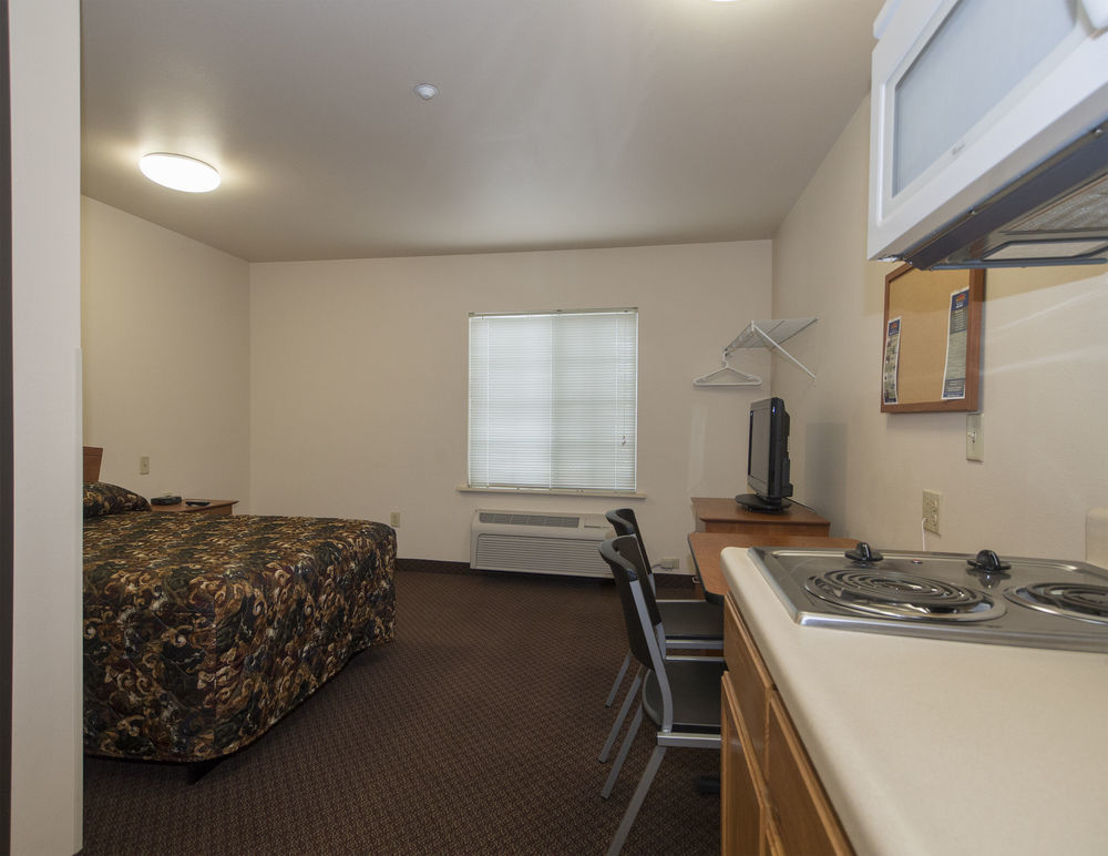 Woodspring Suites Louisville Clarksville Exterior photo